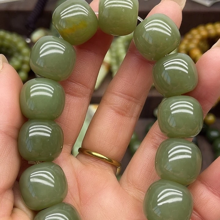 透闪石质玉未镶嵌手串老型14