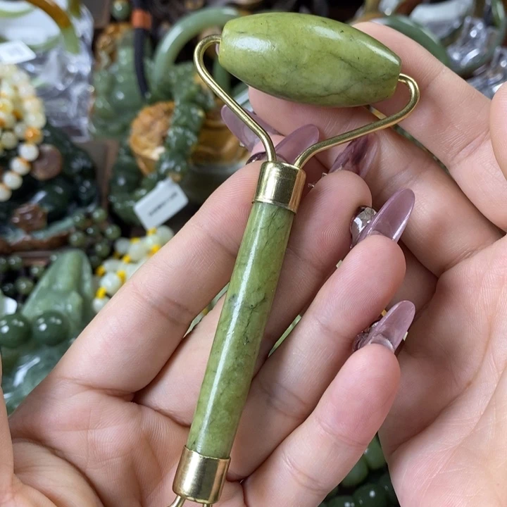 蛇纹石玉美美器未镶嵌