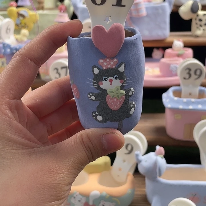 61……手工手绘花盆