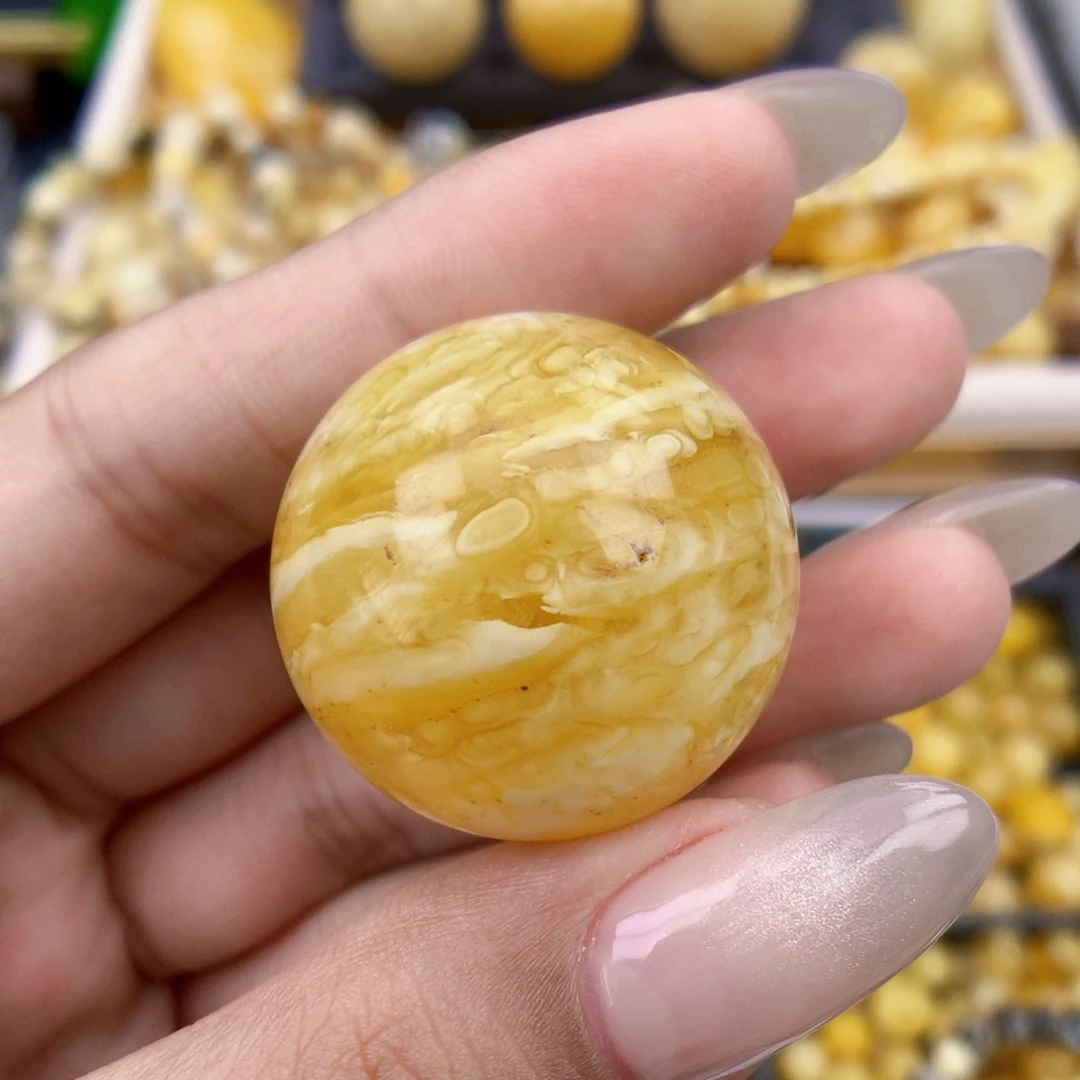 未镶嵌琥珀珠宝奇石29.3