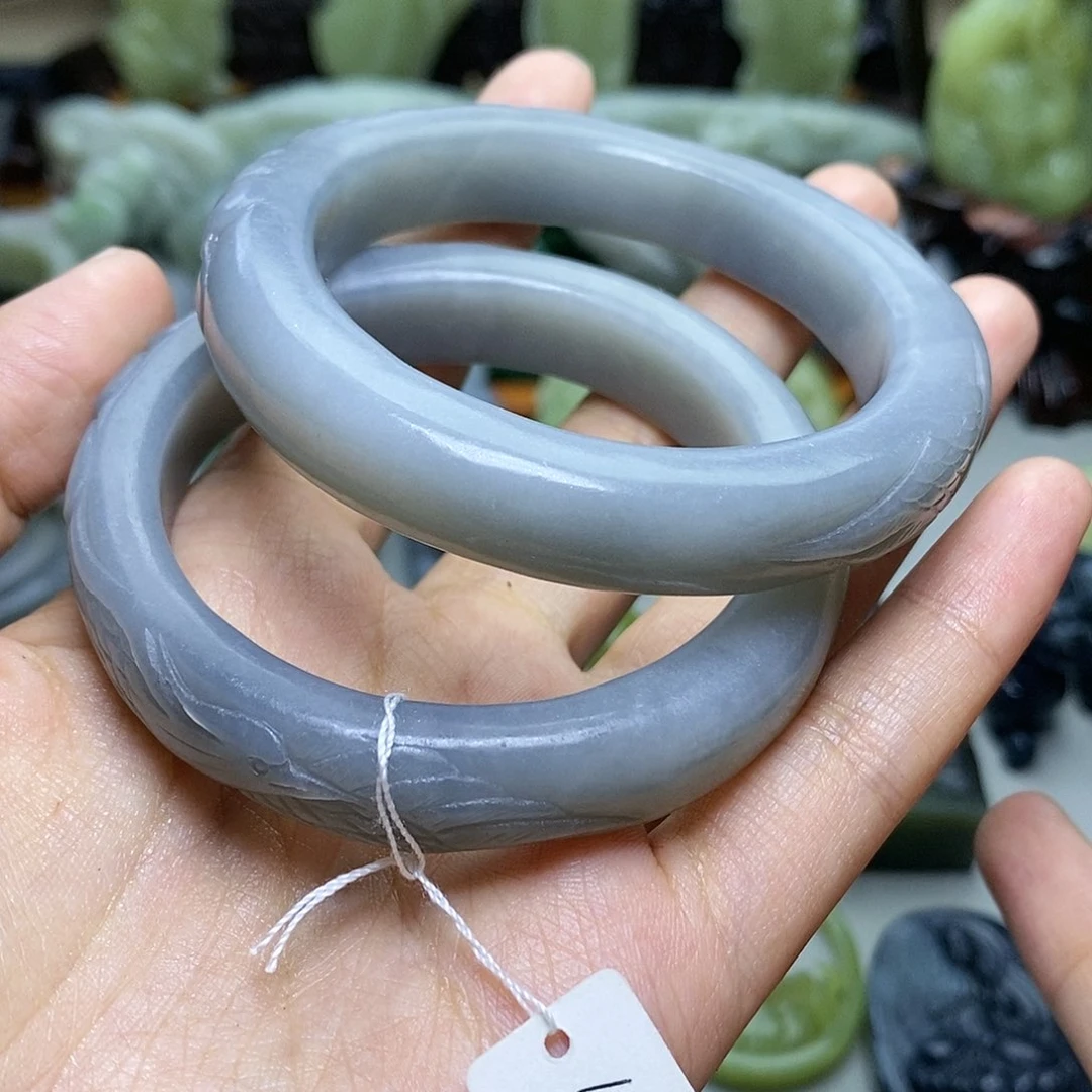 【闪购商品】和田玉未镶嵌颈饰刘*