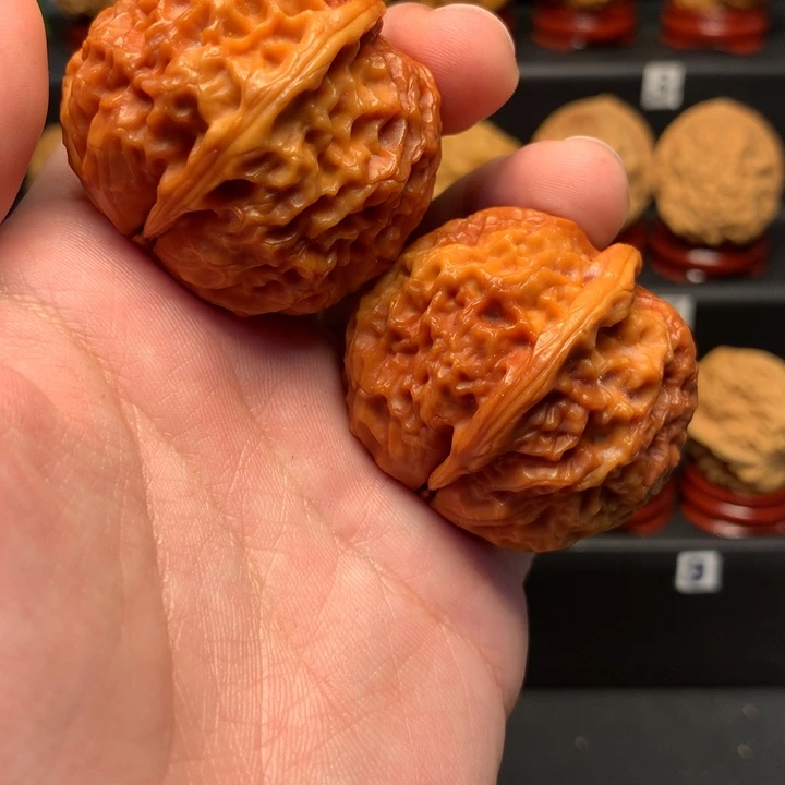 文玩核桃把件阿*七彩绣球43