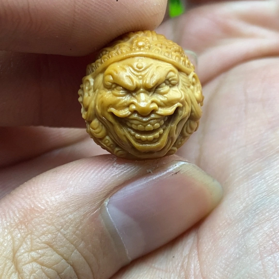 猴头核桃吊坠邪财神