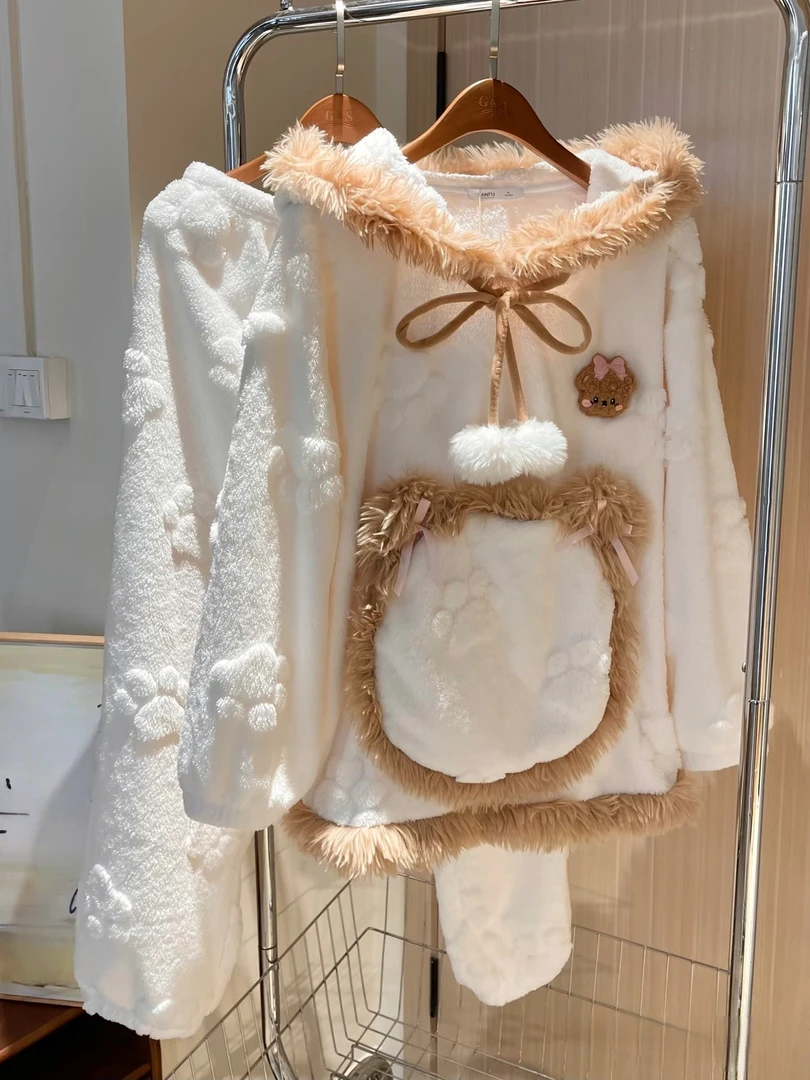 2025爆款珊瑚绒小熊睡衣套装加绒加厚冬季家居服套装连帽睡衣