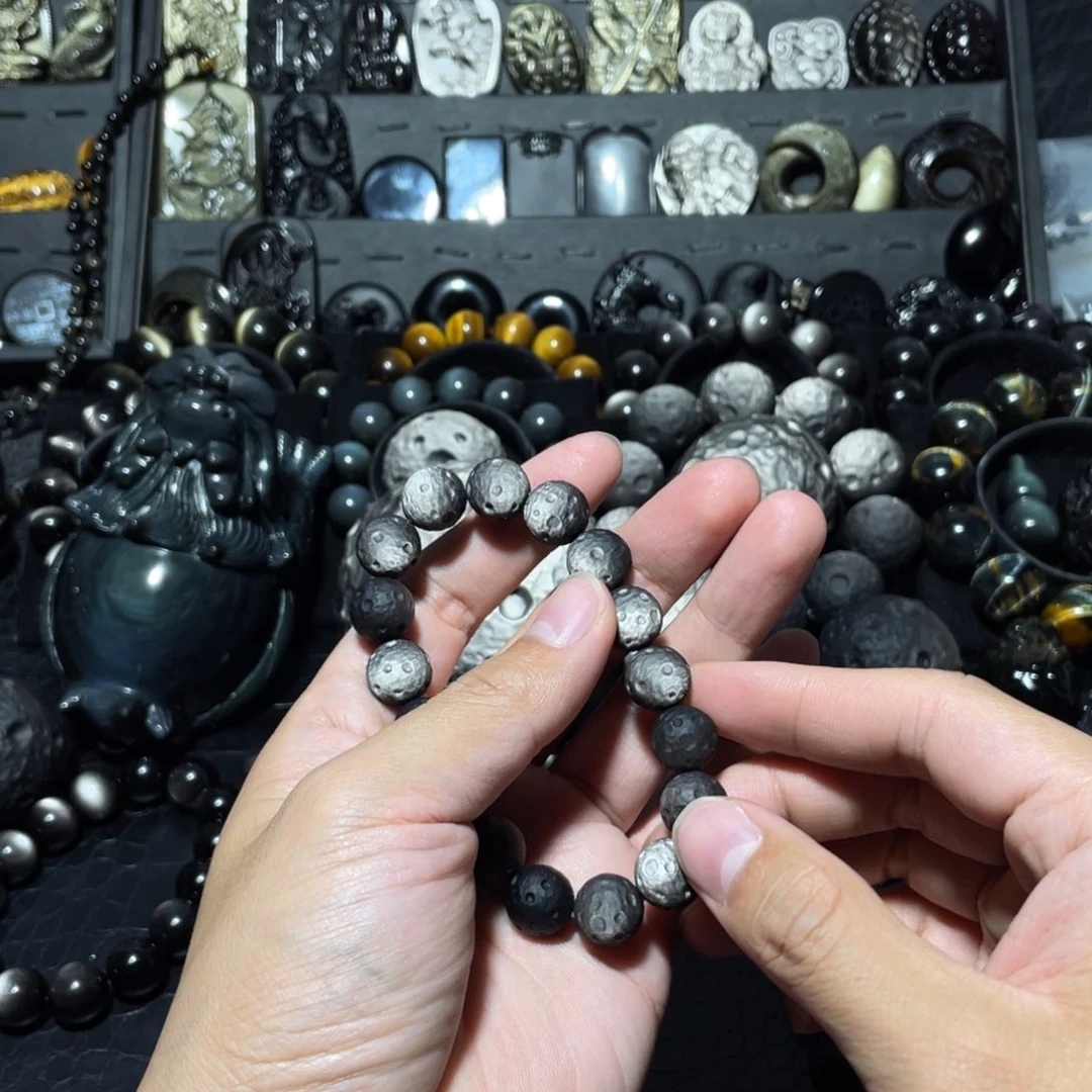 一****黑曜岩未镶嵌珠宝奇石