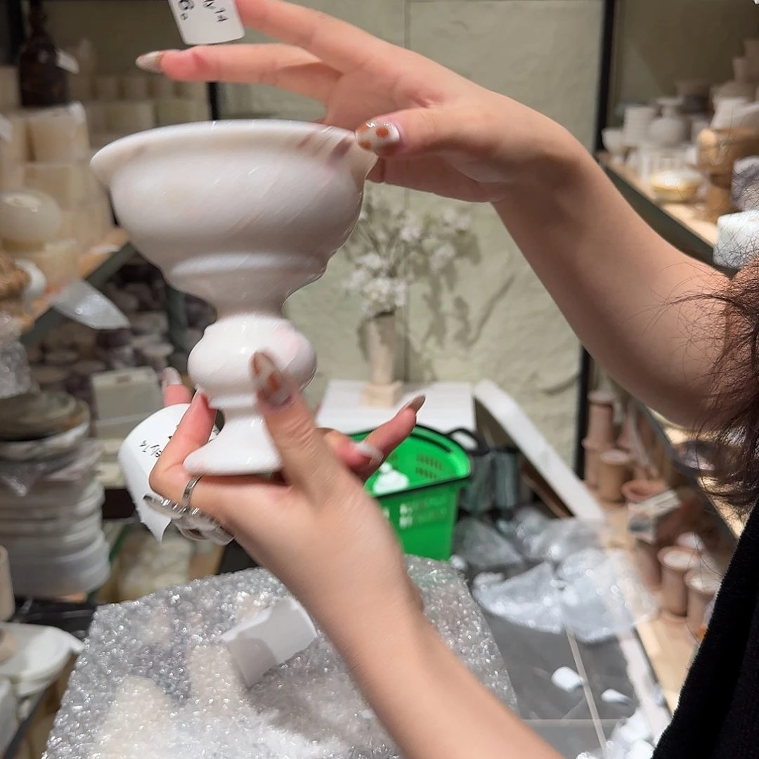 大理石P116。磕 。   渗。