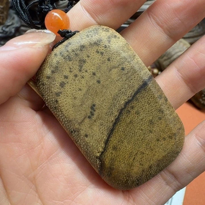 沉香吊坠馨安居沉香定制款