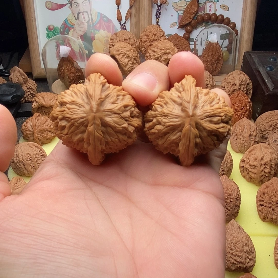 文玩核桃把件核老闷狮子头41