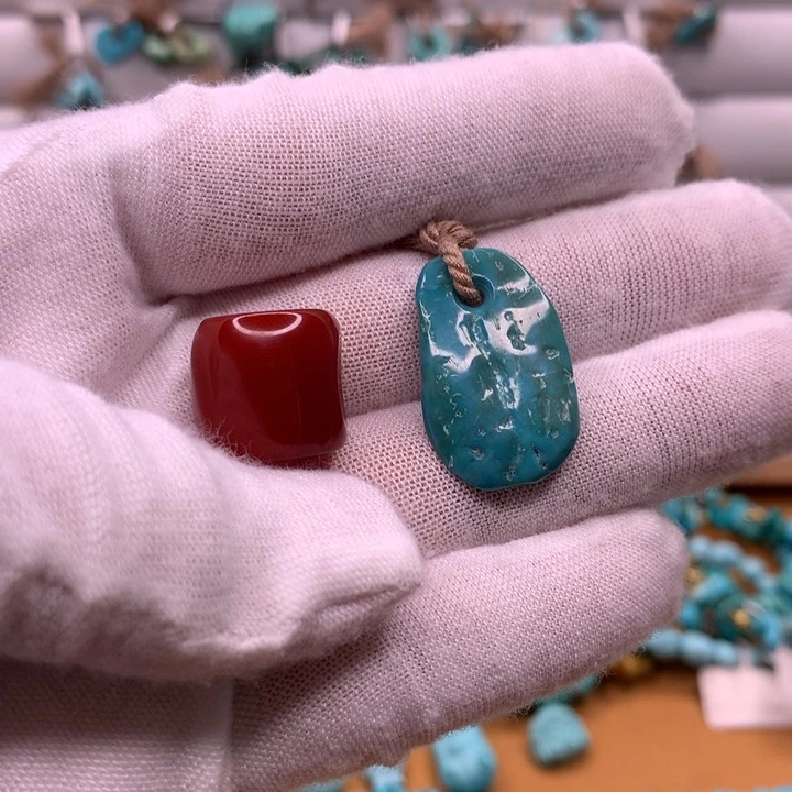 ****莉绿松石未镶嵌原矿