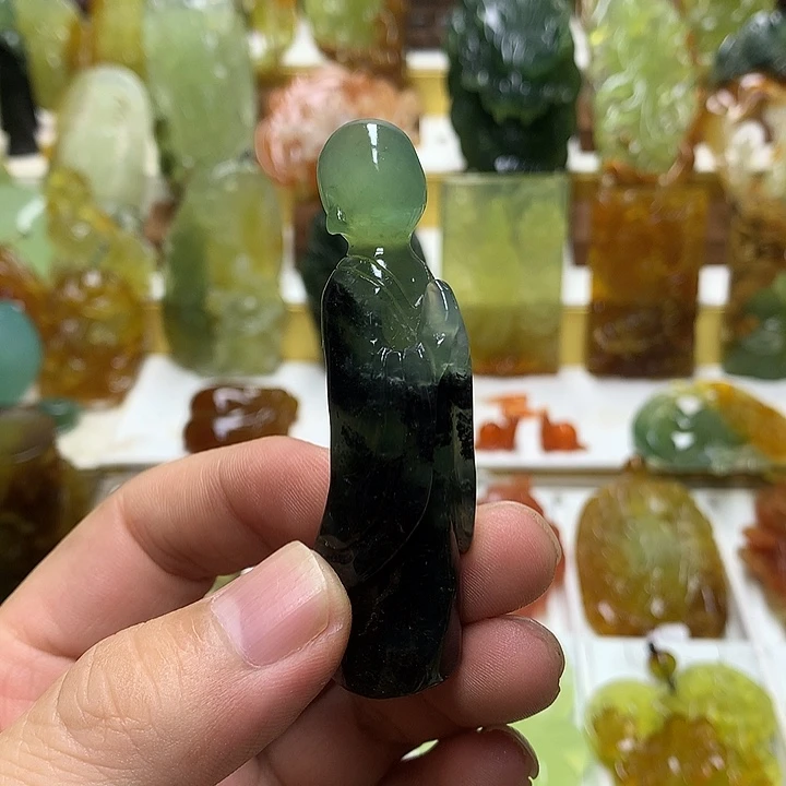 蛇纹石玉未镶嵌珠宝半成品