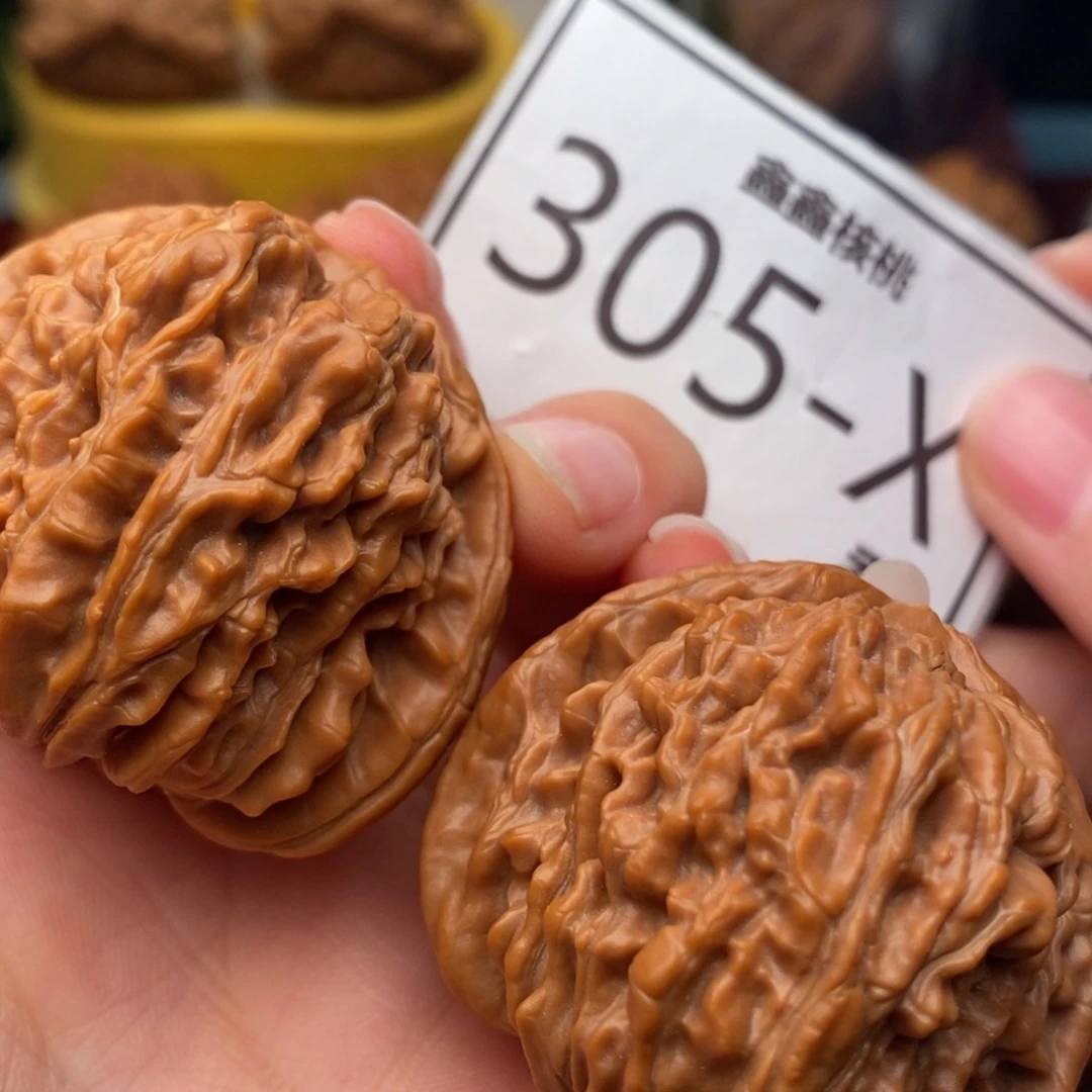 文玩核桃把件汗高楼43……