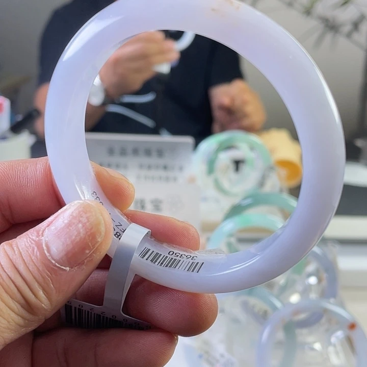 未镶嵌手镯翡翠成品