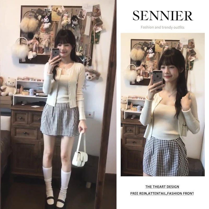 时尚穿搭女2025新款百搭长袖针织开衫修身吊带显瘦格子短裙三件套