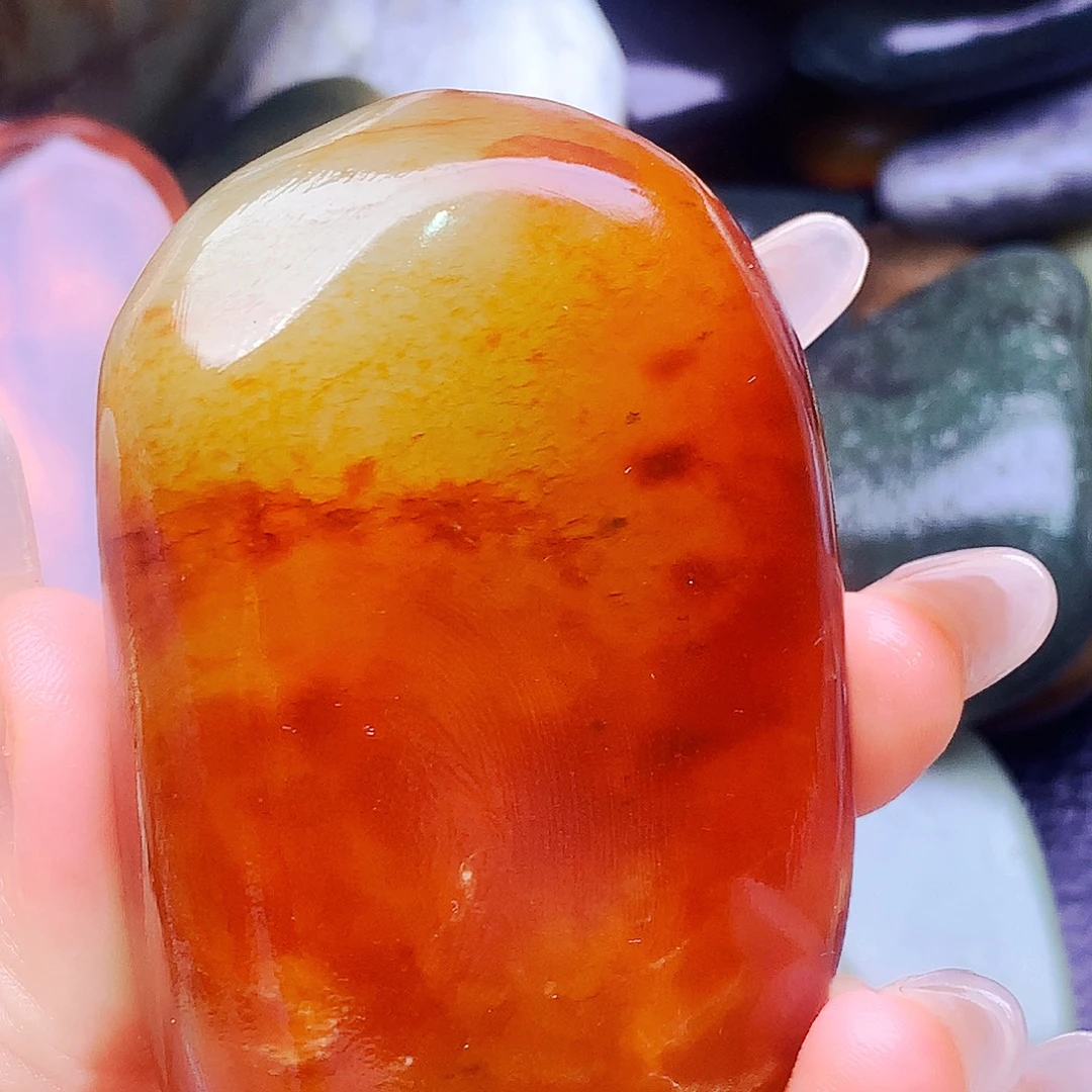 未镶嵌和田玉（糖玉）把件