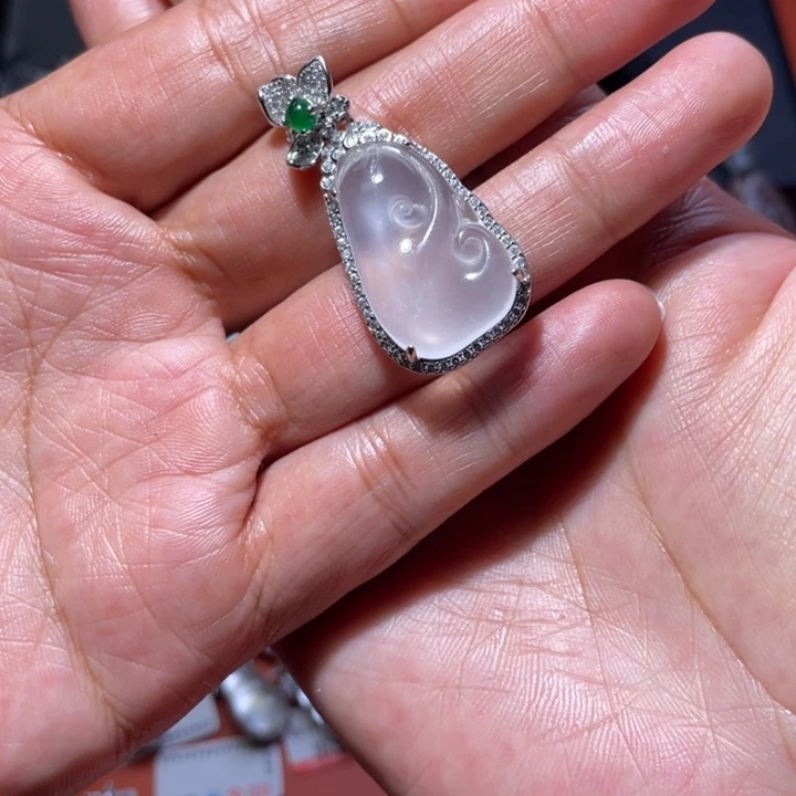 石英岩玉银S925镶嵌颈饰