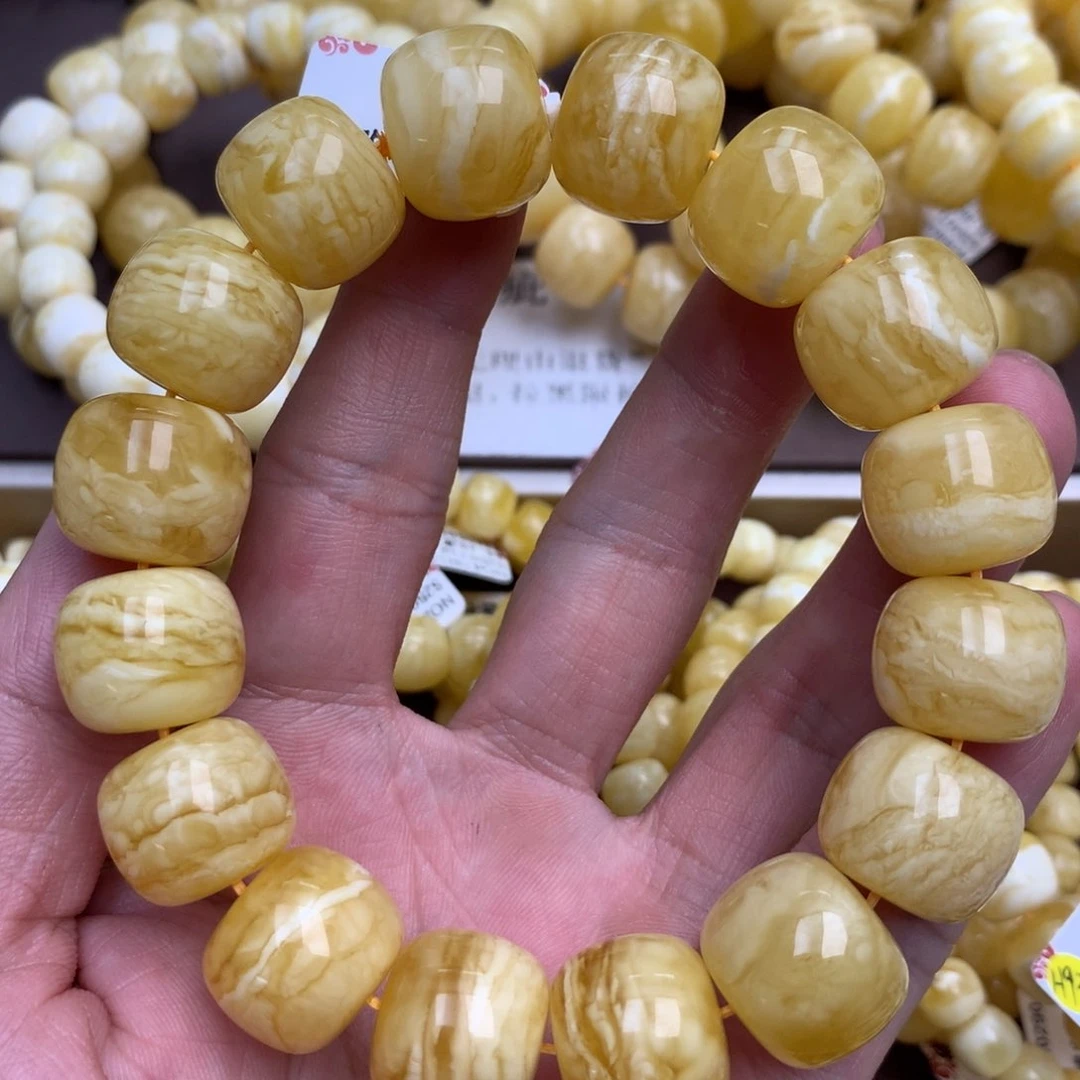 琥珀未镶嵌珠宝奇石15