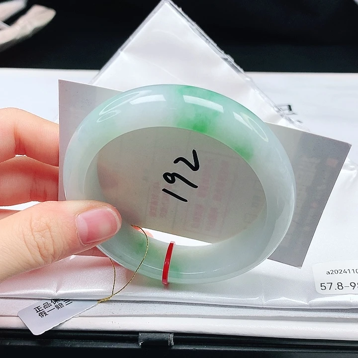 翡翠手镯未镶嵌缅甸天然a货手镯57+