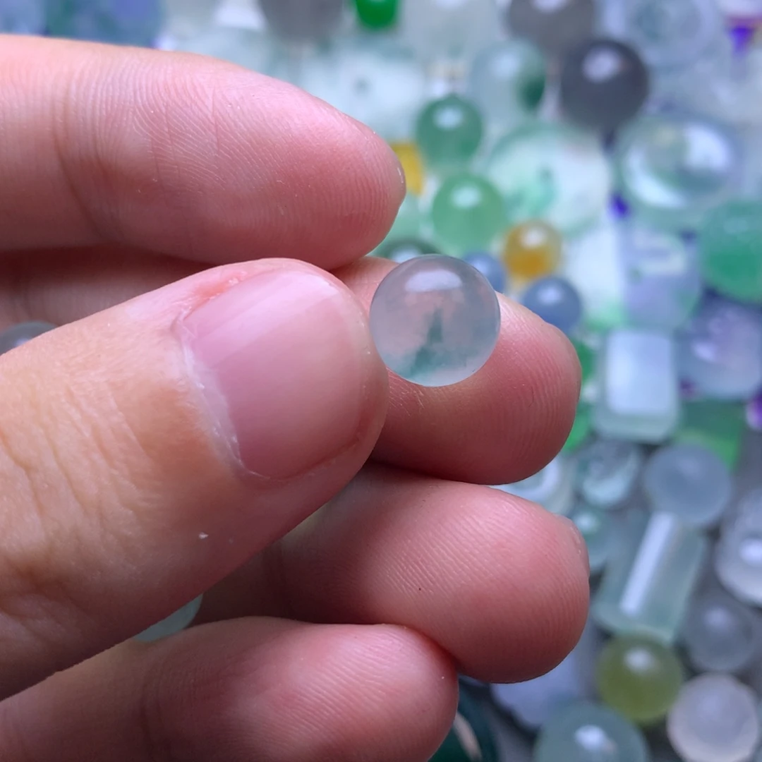 定制翡翠未镶嵌珠子