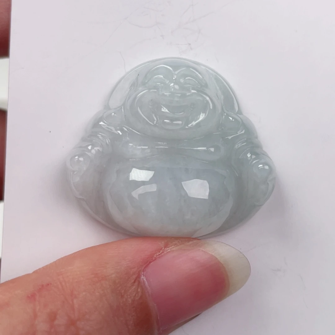 翡翠未镶嵌颈饰佛公包容心