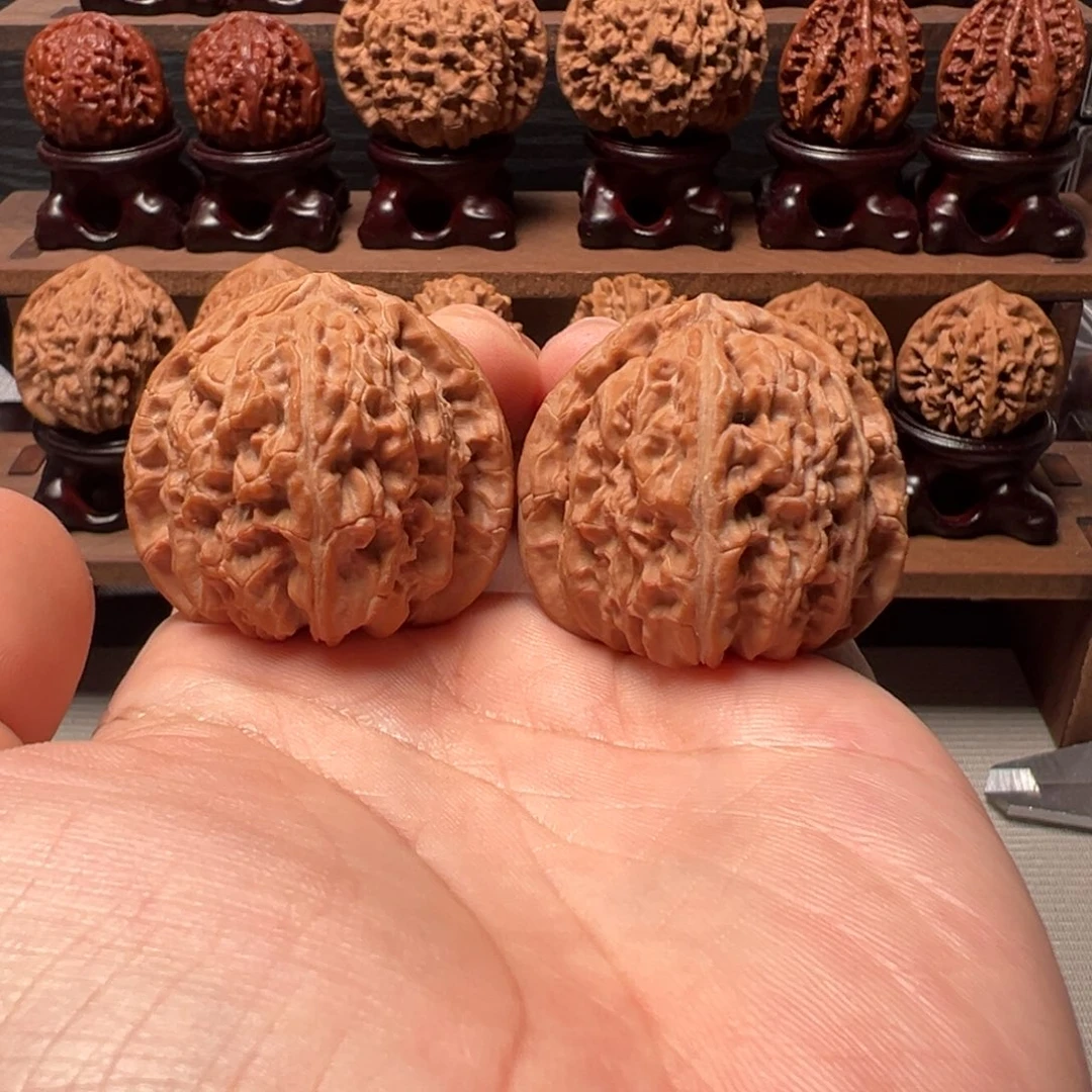 文玩核桃把件41三角白