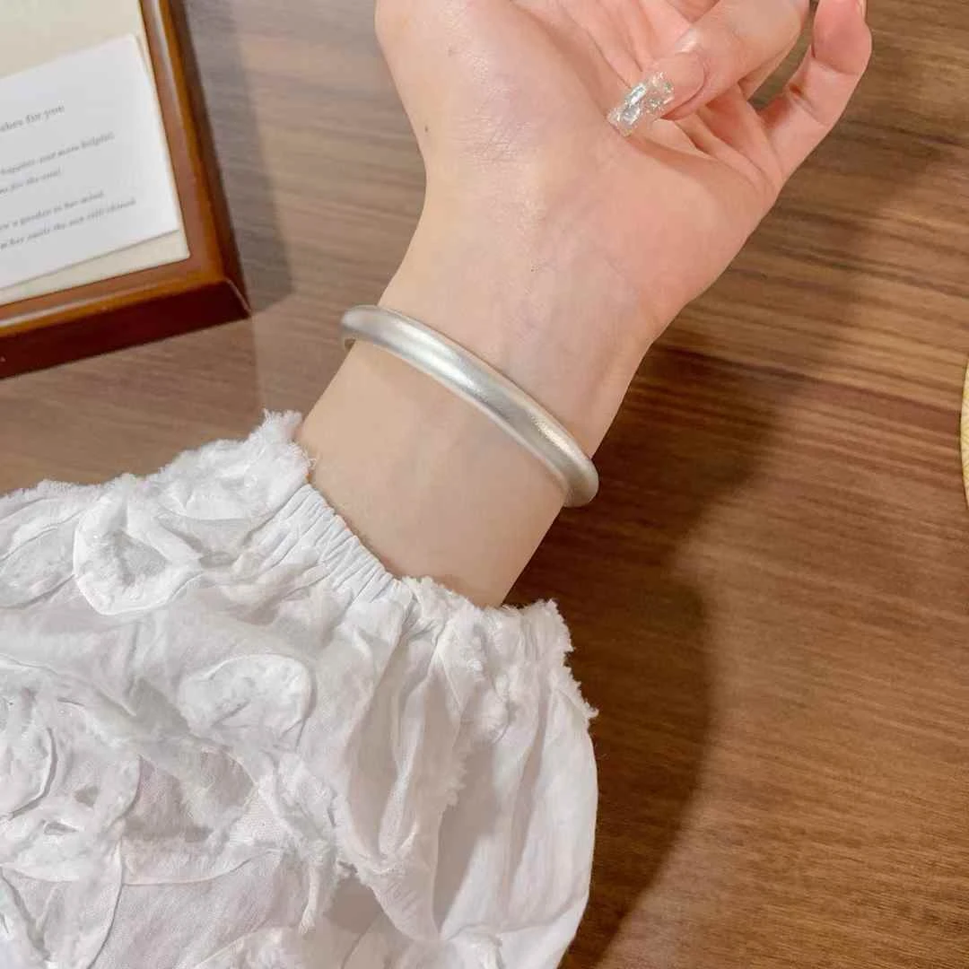 足银手镯 足银999.9新款哑光泥鳅背银手镯高级感送女友老婆妈妈