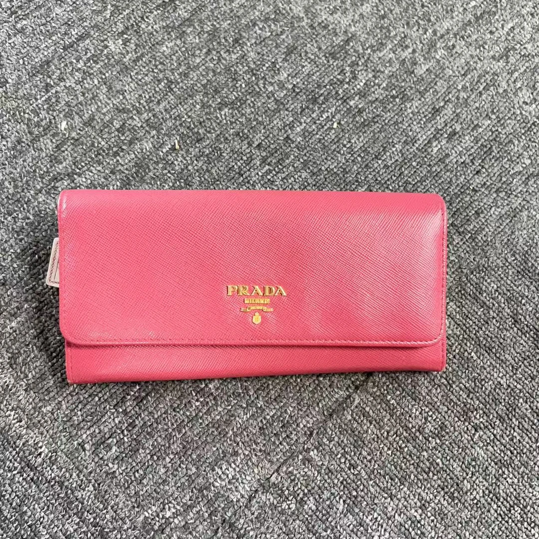 95新 Prada/普拉达 普拉达粉色百搭钱包