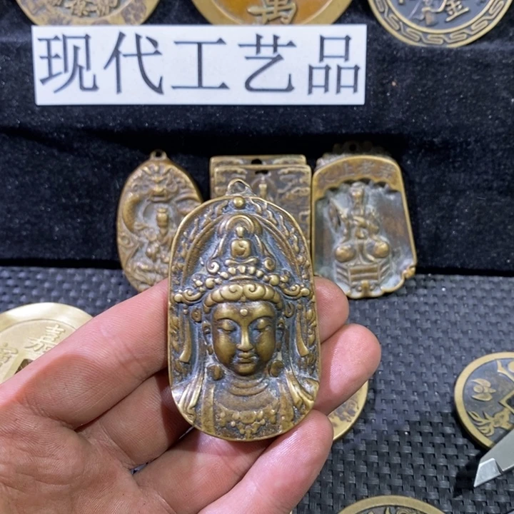 1***6铜翻砂铸造现当代品