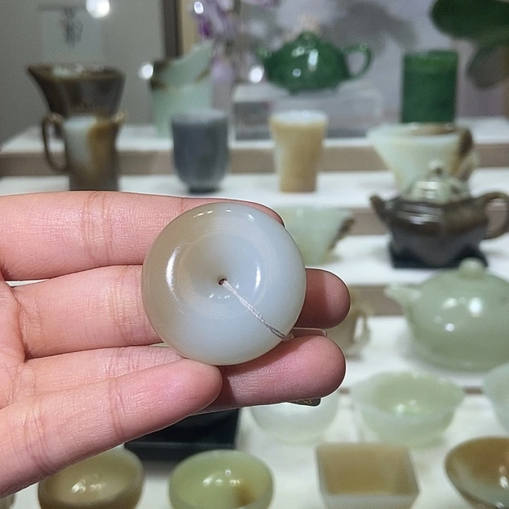 和田玉未镶嵌挂件糖白玉平安扣