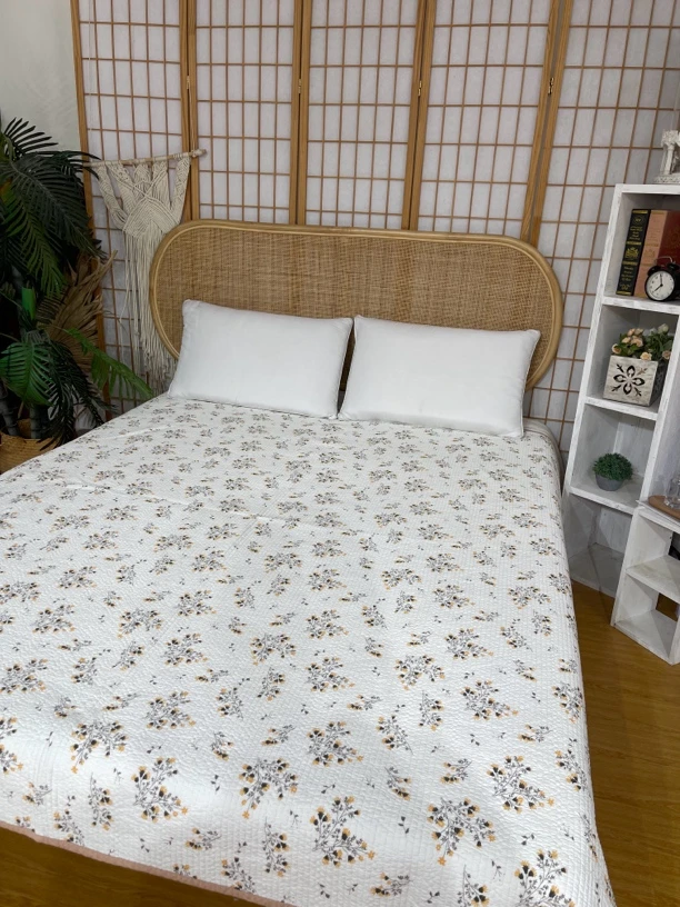 四季款双面可用单床盖200*230微瑕～M008