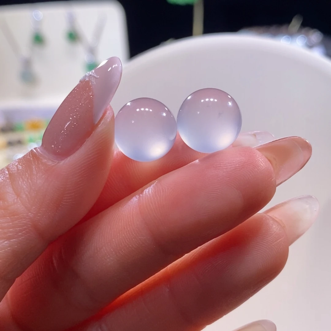 翡翠未镶嵌颈饰翡翠高冰白月光珠多样性发其一