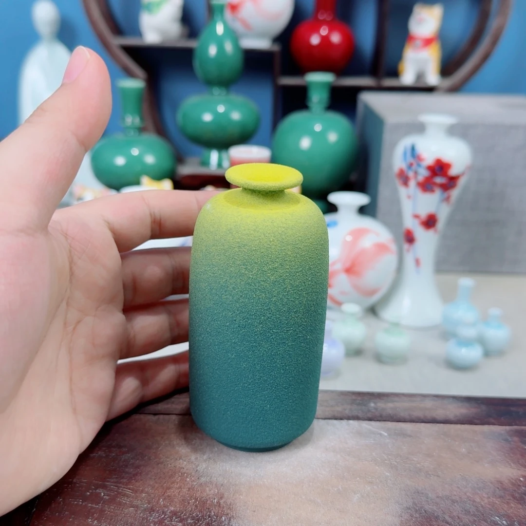 陶瓷手工小花器摆件