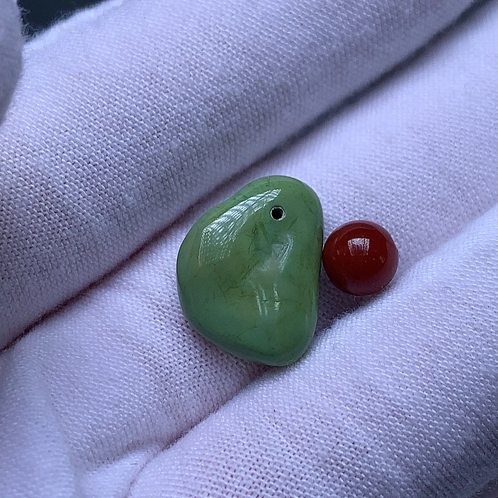 未镶嵌南红玛瑙珠宝奇石