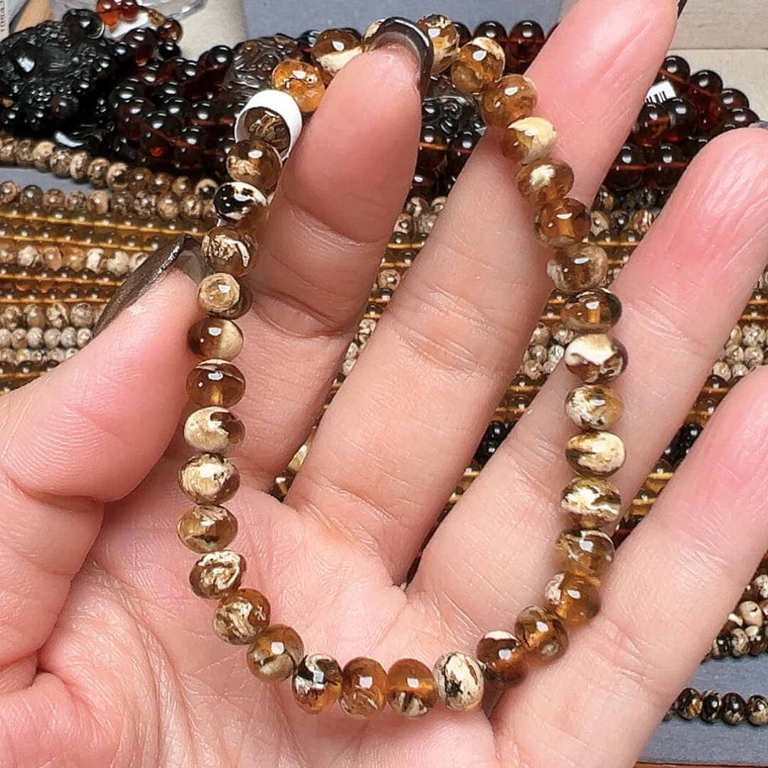 琥珀未镶嵌裸石抚顺琥珀六20089-1