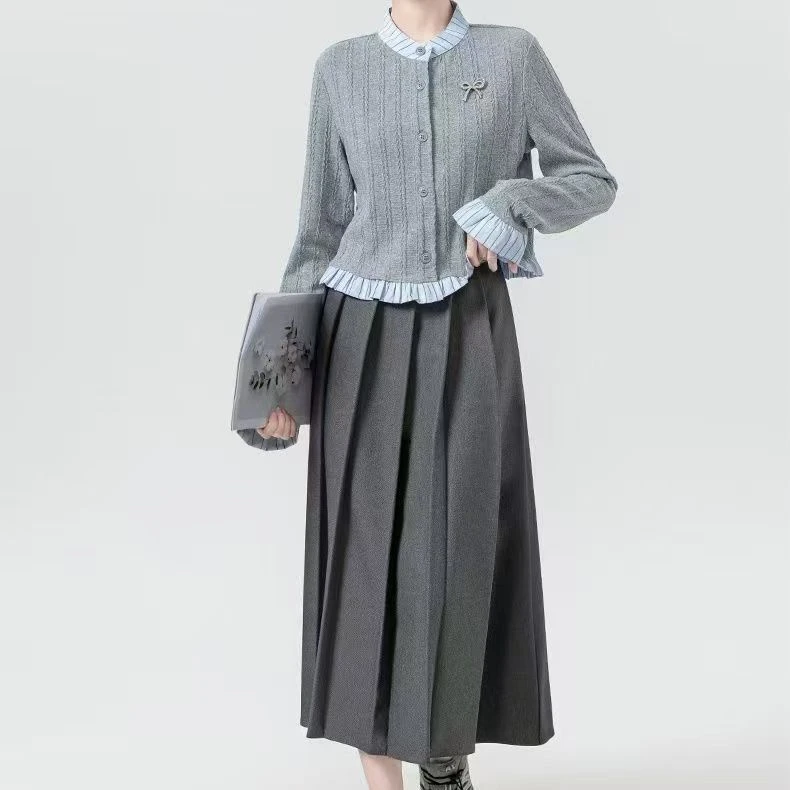 灰色假两件针织开衫女春秋2025新款设计感拼接小个子荷叶边