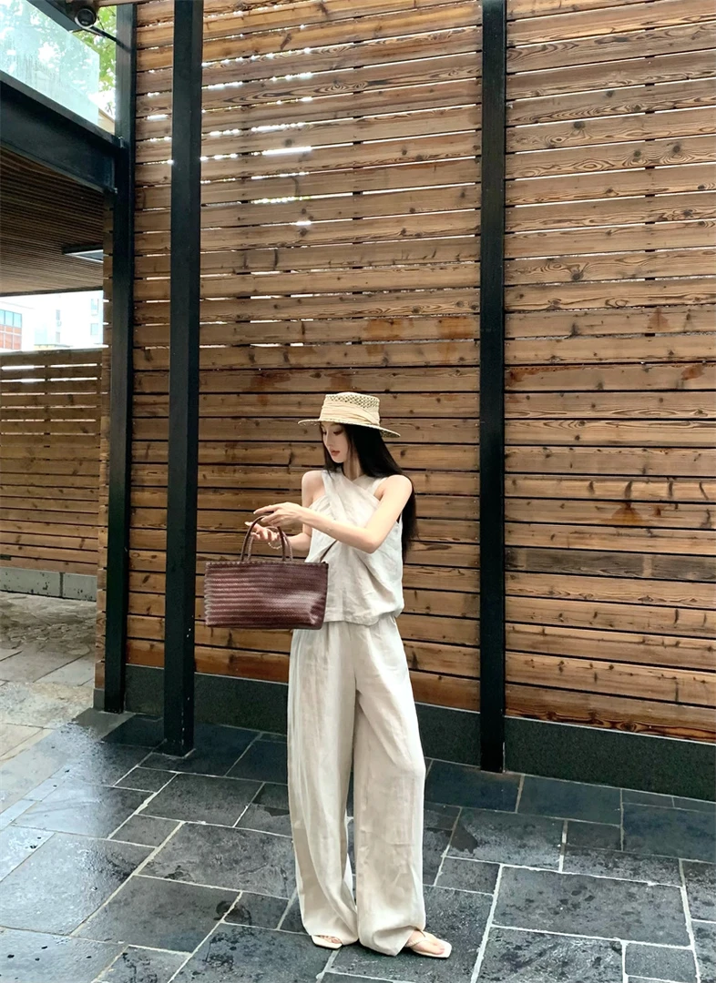 时尚新款显瘦纯欲风御姐气质挂脖无袖上衣阔腿裤两件套A787#