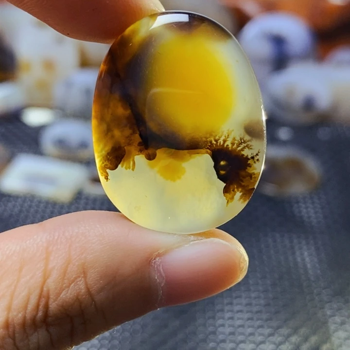 玛瑙/玉髓未镶嵌珠宝半成品