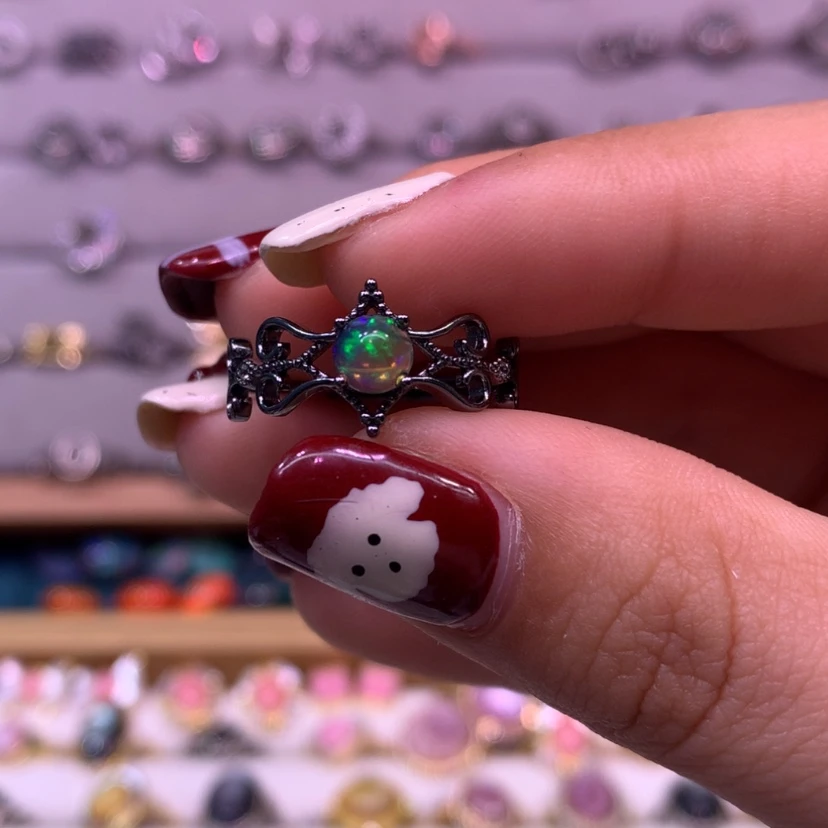 【闪购商品】欧泊戒指款式银S925镶嵌麻***瓜