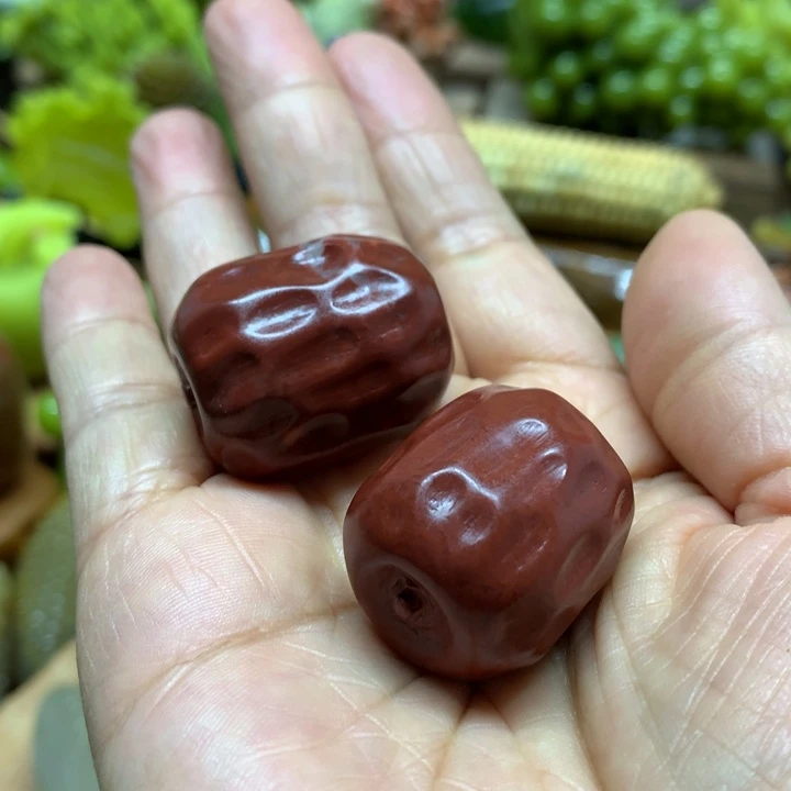 蛇纹石玉手把件未镶嵌柳*