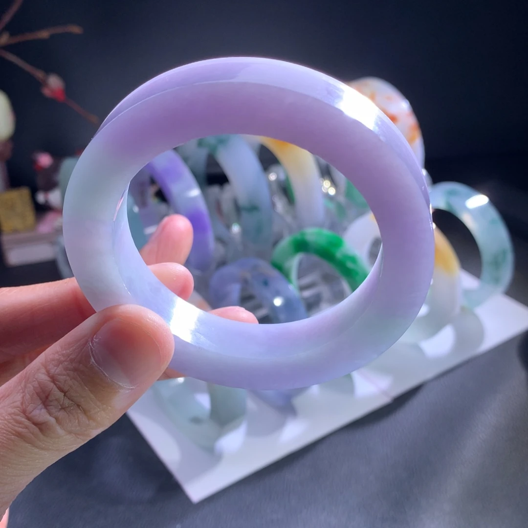定制翡翠未镶嵌手镯