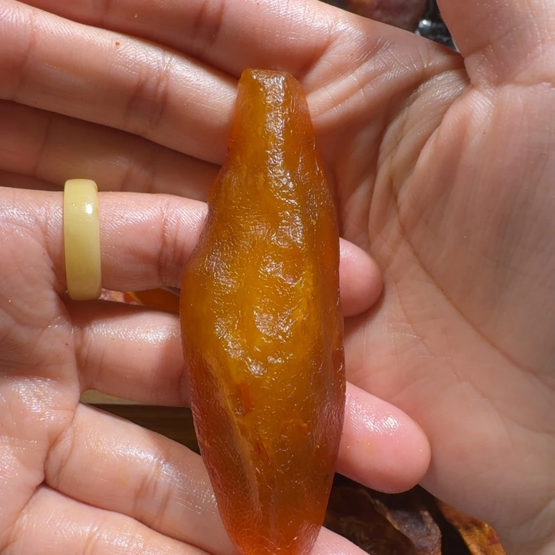 定制琥珀未镶嵌定制