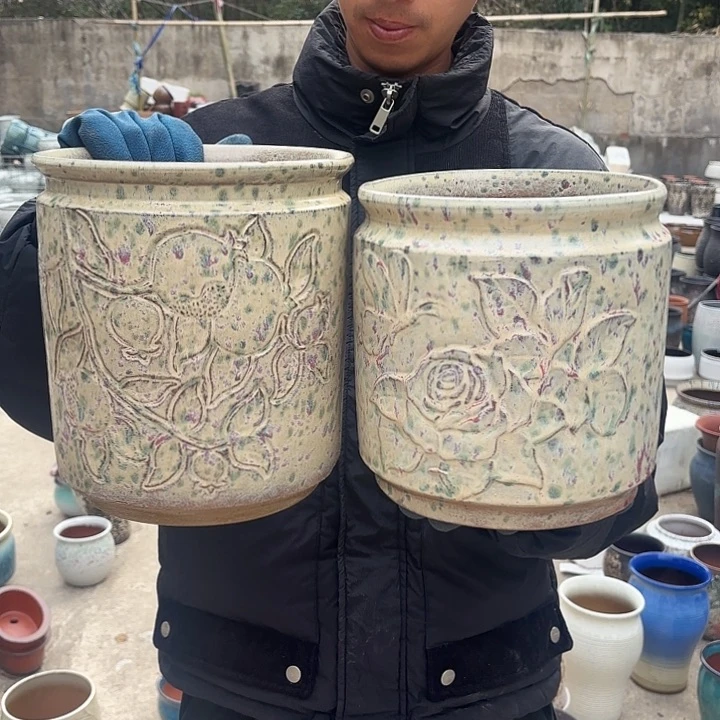 紫砂茶碗两个口径20高度20-23