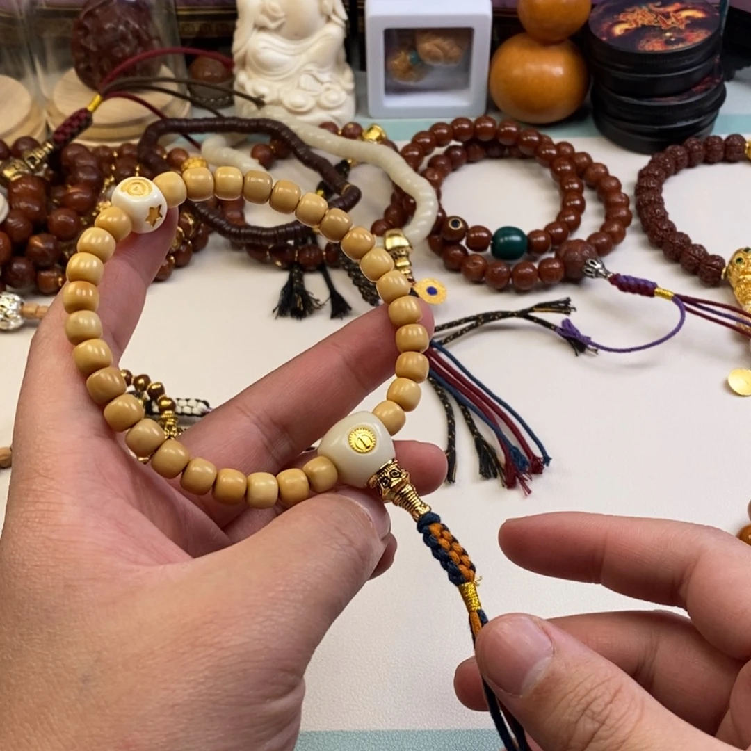 吊坠龙脊菩提。。。。。。。。。。。