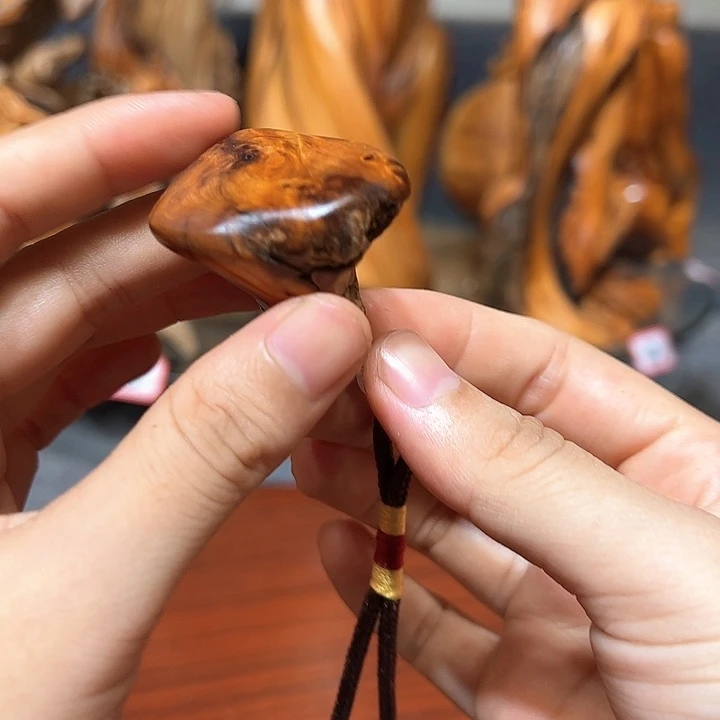 柏木崖柏木手把件摆件