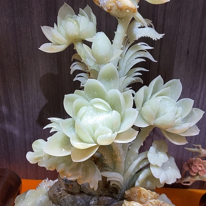 蛇纹石玉（覆膜）合金珠宝奇石