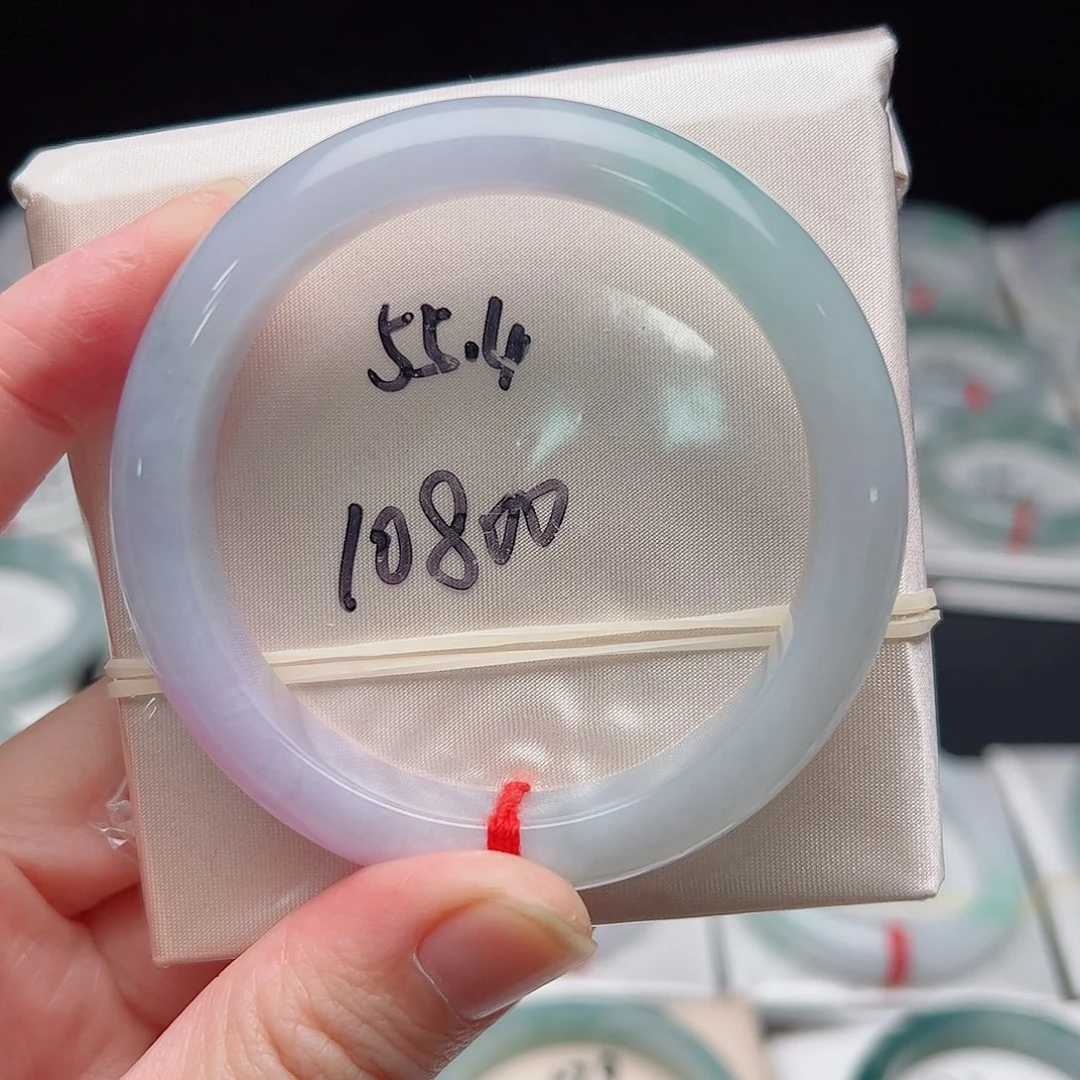 翡翠未镶嵌手镯A货