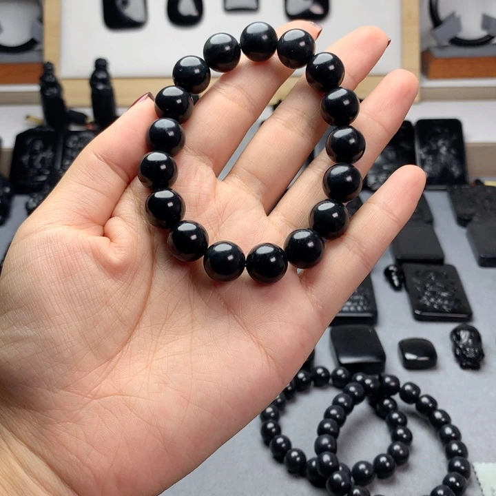 和田玉(墨玉)未镶嵌手串特价12mm