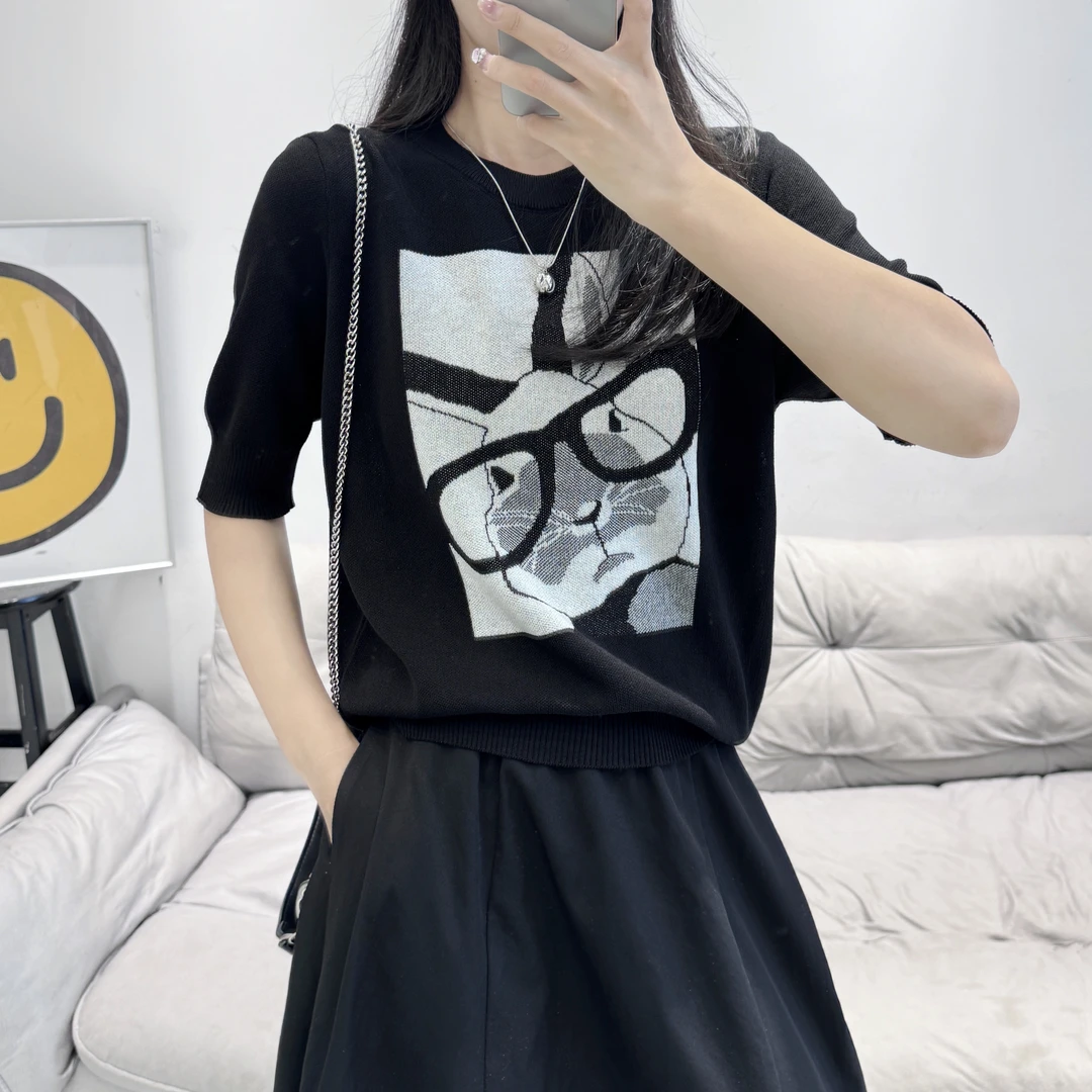【大美丽定制】2025秋季新品 时尚卡通提花宽松显瘦圆领针织上衣女