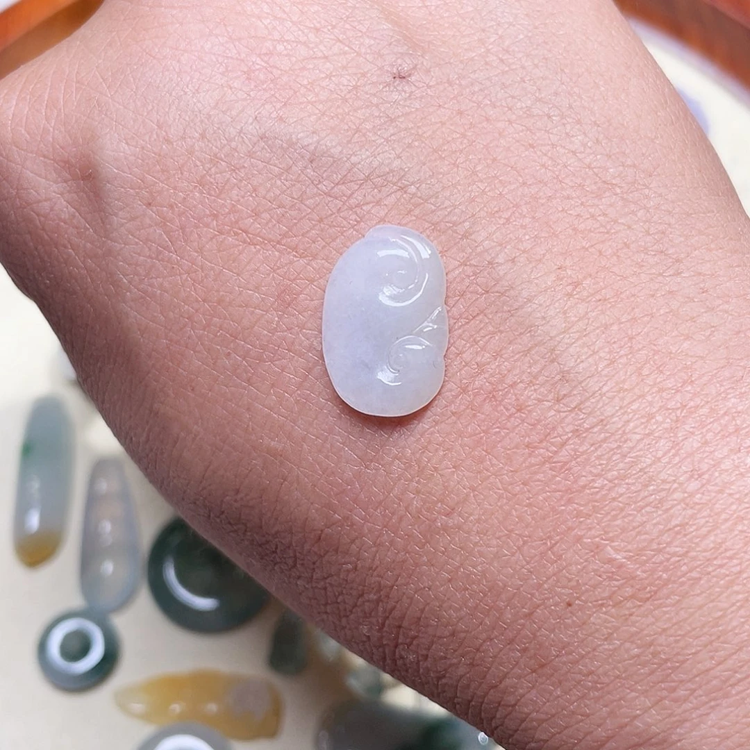 颈饰未镶嵌翡翠姐意