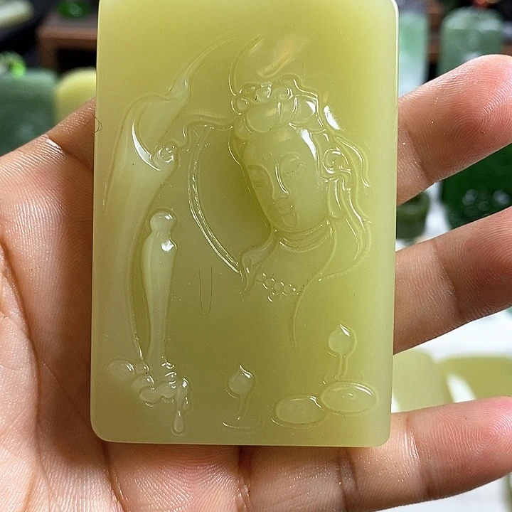 和田玉未镶嵌珠宝奇石淡**初