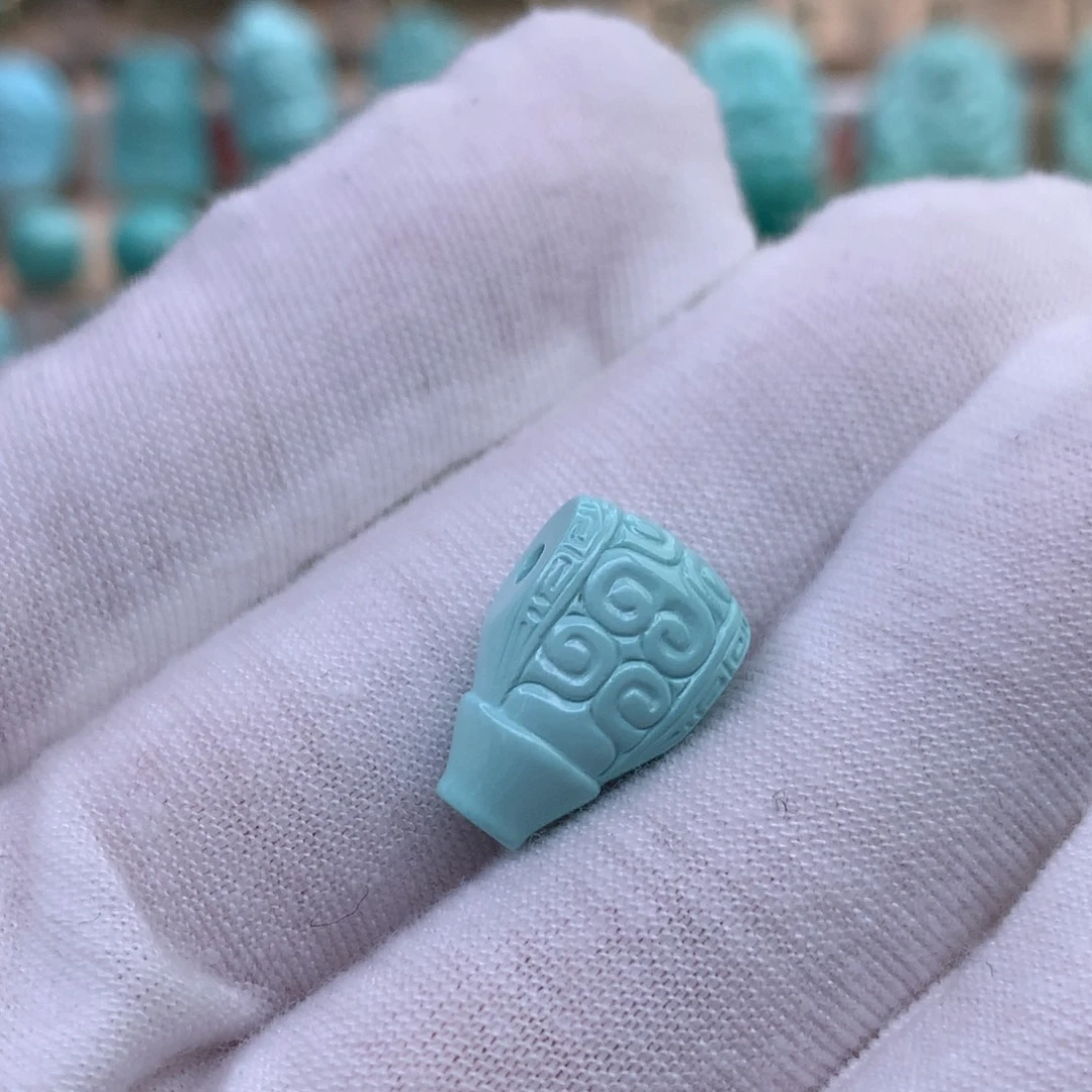 绿松石未镶嵌原矿绿松石回纹三通